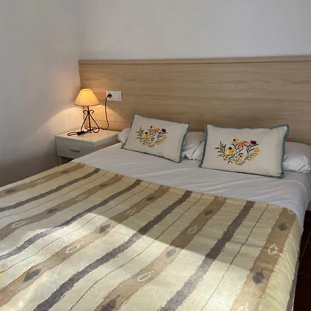 Veuras El Mar - Madrague Beach Studio 25 Apartment Roses